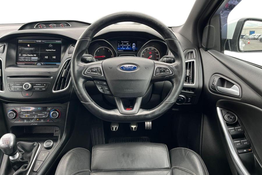 Ford FOCUS Photo autoimg-0be1bf968411a3249c2e86507cca8234374b9fd4.jpg