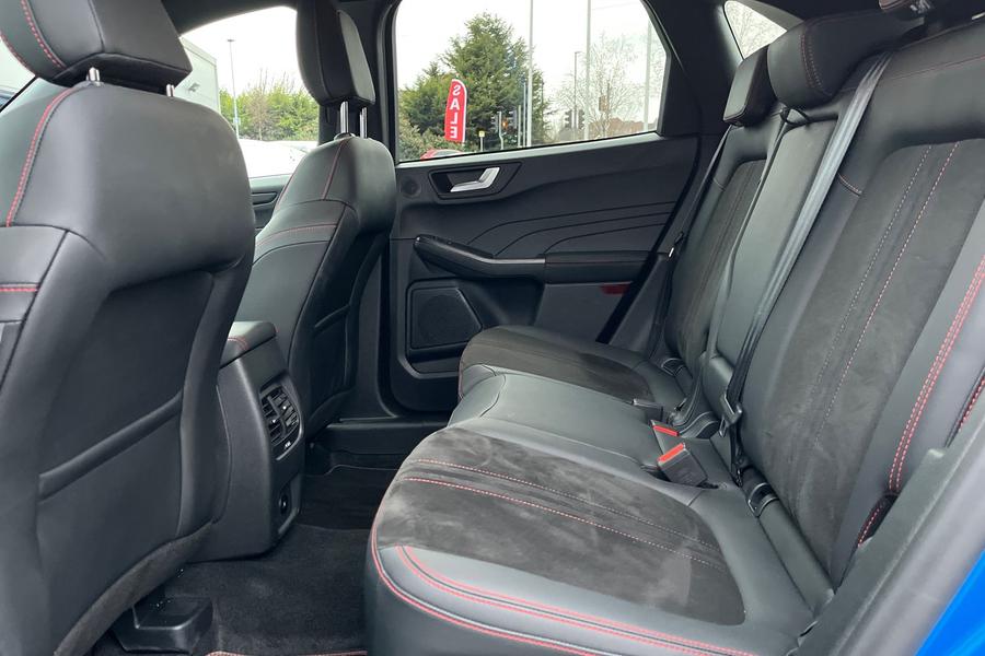 Ford Kuga Photo autoimg-0be3e0ab9a542bcc7335de6bd586e8da1e7f0253.jpg