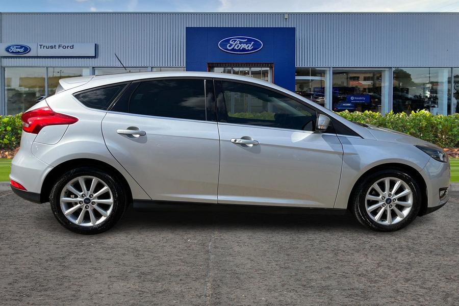Ford FOCUS Photo autoimg-0bed5a11cc5b5adc74422770068948ade6e6aab8.jpg
