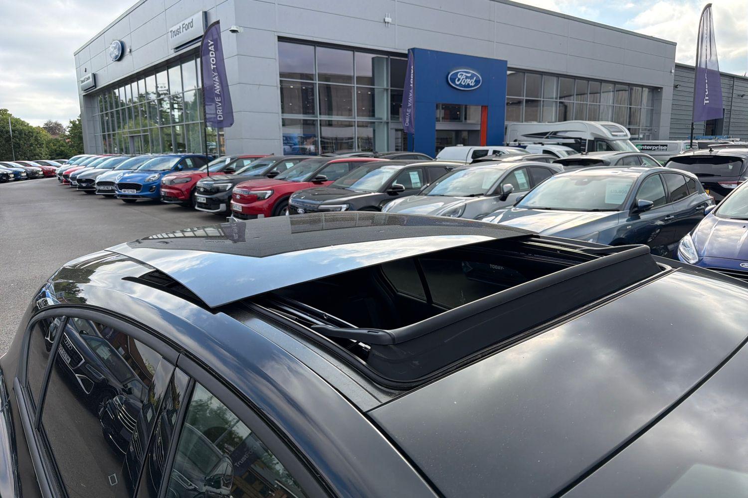Ford Focus Photo 22