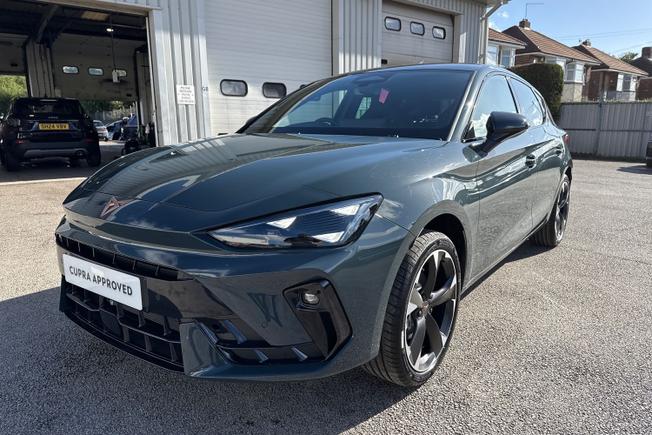 CUPRA Leon Photo 28