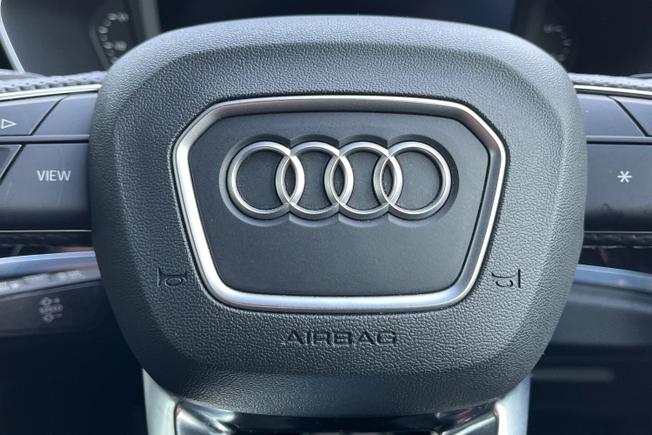 AUDI Q3 Photo 28