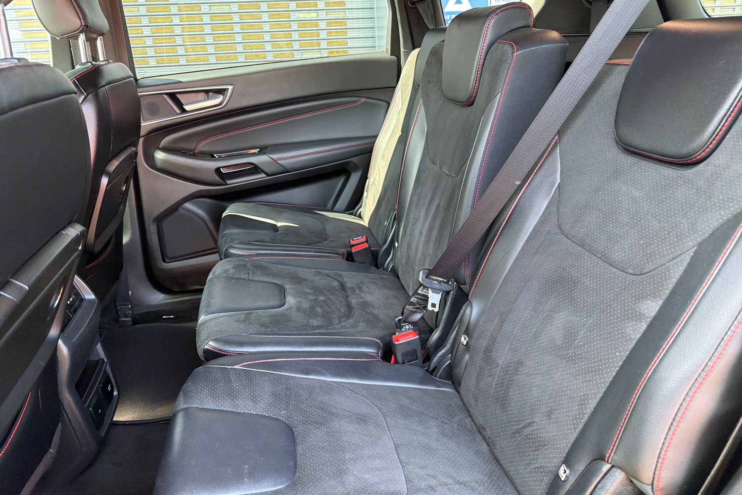 Ford S-MAX Photo 19