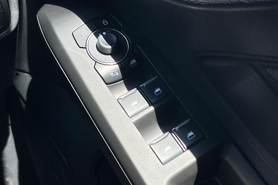Ford FOCUS Photo autoimg-0c0c17fad6cf7814c22c7261bc35d17285712ef1.jpg