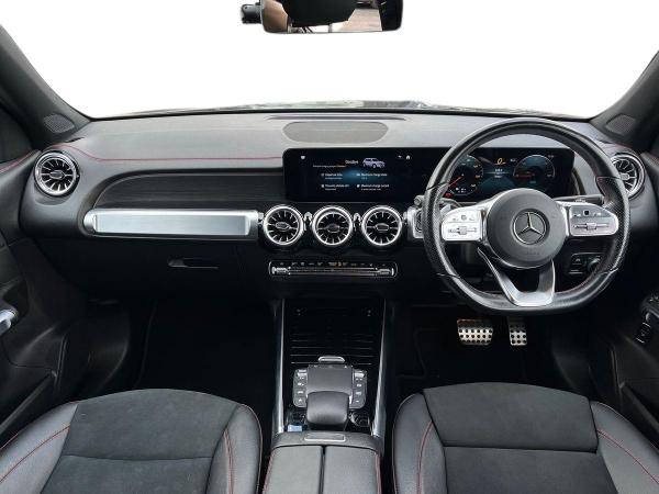 Mercedes-Benz EQB Photo autoimg-0c0ccc020b9daa27a28328a9a44593bd7f9a03f7.jpg