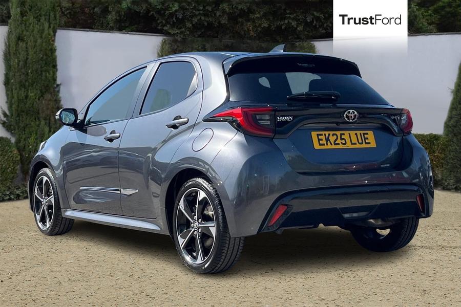 Toyota YARIS Photo autoimg-0c0d8501614b5f976a66492211573f19ef0c1f52.jpg