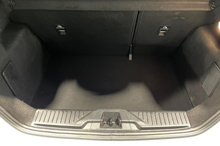 Ford FIESTA Photo autoimg-0c0f45325ab719b3d322b55cef2dd25ef2cf12be.jpg