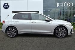 VOLKSWAGEN Golf Photo 4