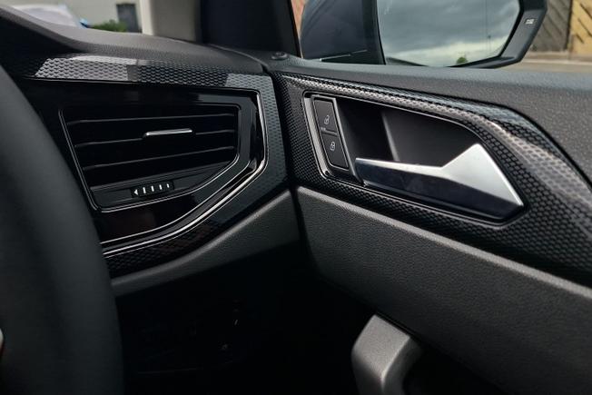 VOLKSWAGEN Polo Photo 28