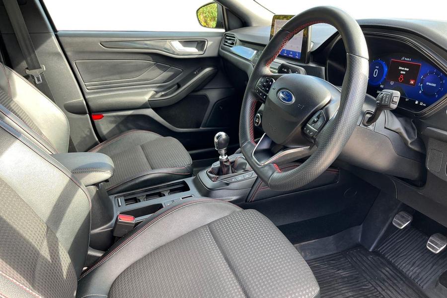 Ford Focus Photo autoimg-0c167d21092c328b4a7f7f0e84dda7d343fb5de2.jpg