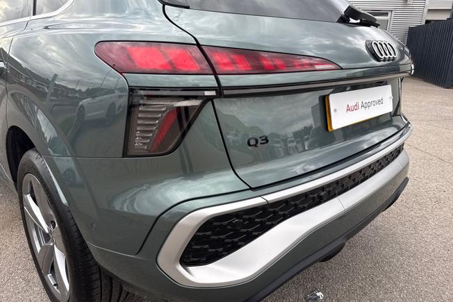 Audi Q3 Photo 28