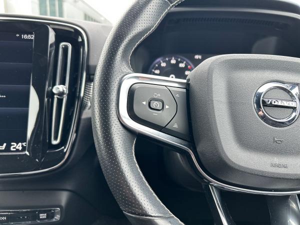 Volvo XC40 Photo autoimg-0c1a6bcddfb75c7331f033685a4ca5ba579ac2ad.jpg