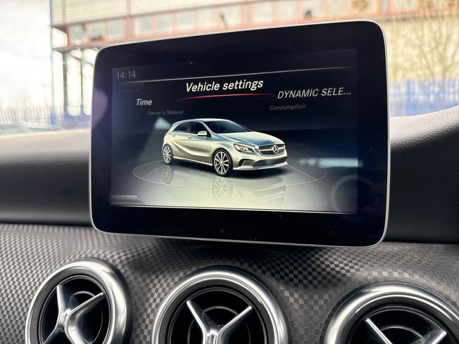 MERCEDES-BENZ A Class Photo 39