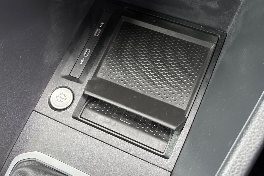 Ford TRANSIT CONNECT Photo autoimg-0c1eec75bcfdd2afcf82f31f491c6d16a629b5a2.jpg