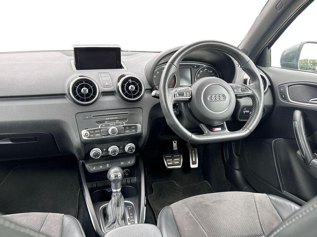 AUDI A1 Photo 11