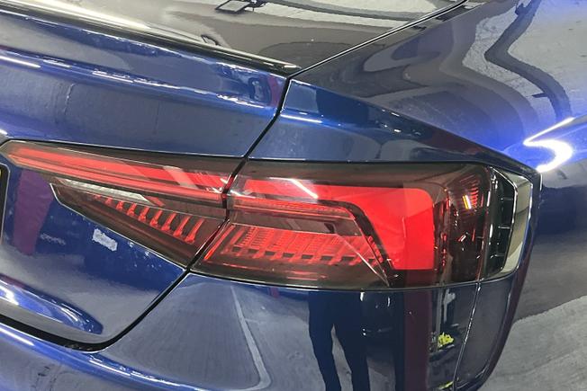 Audi RS5 Photo 18