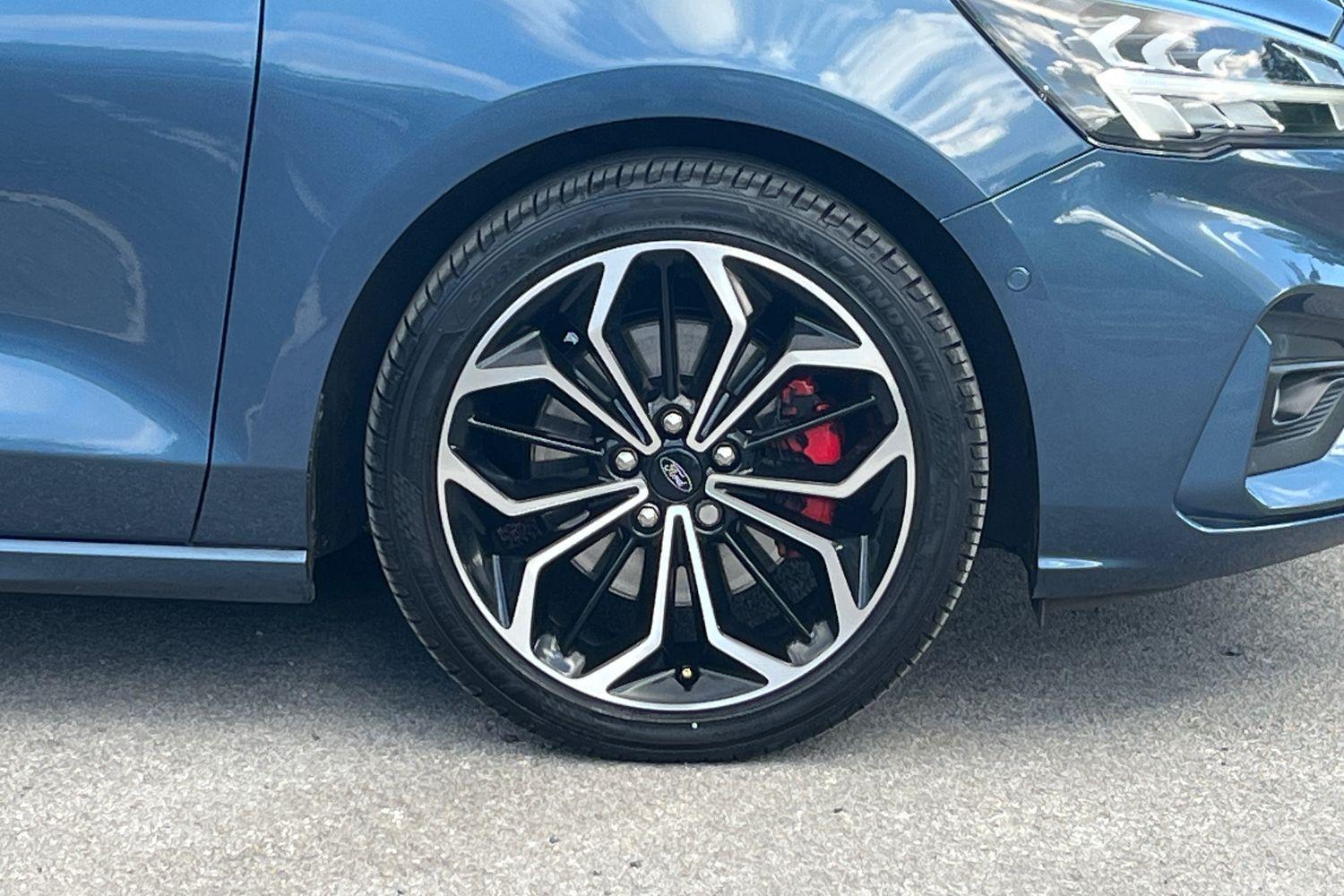 Ford Focus Photo 7