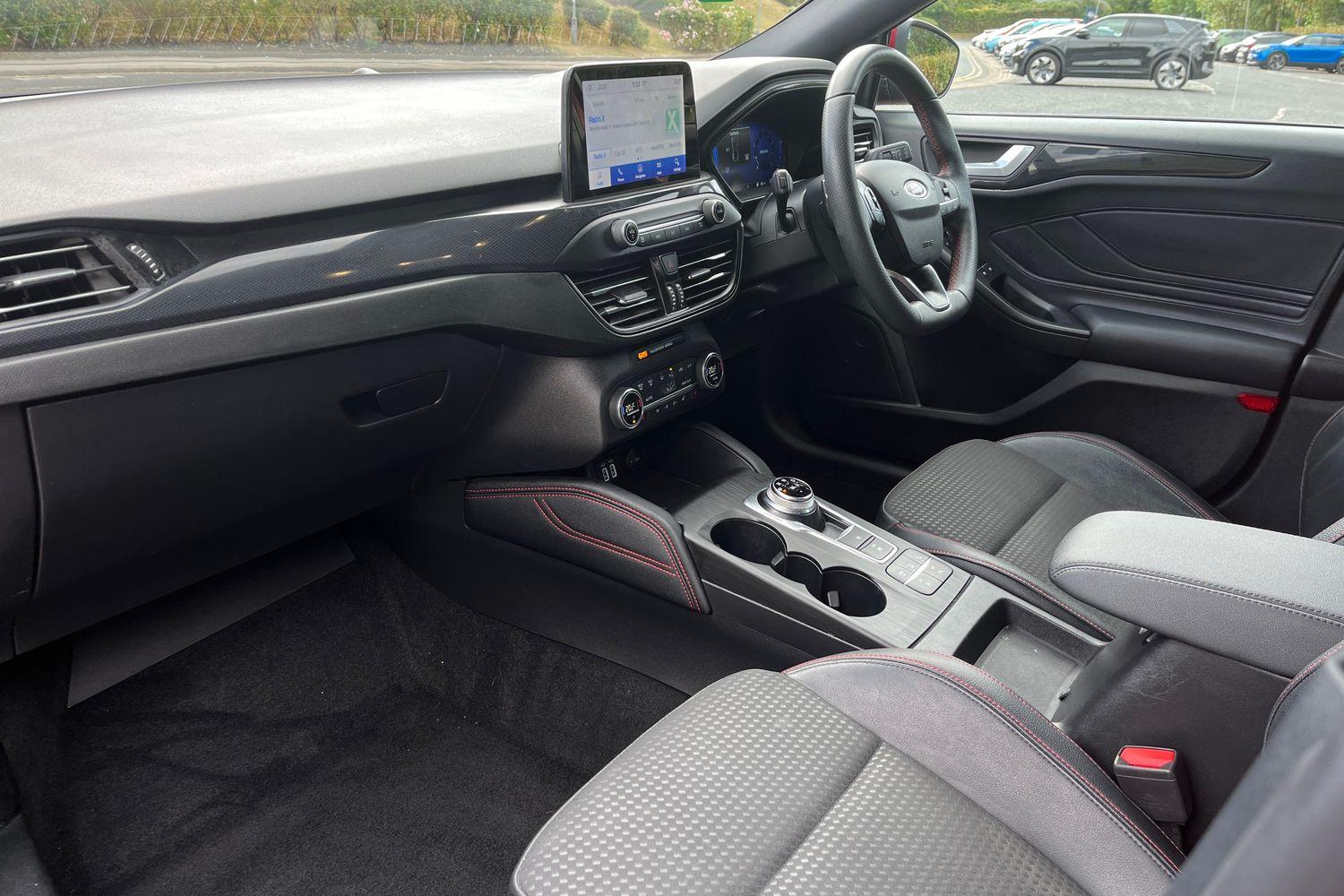 Ford Focus Photo 17
