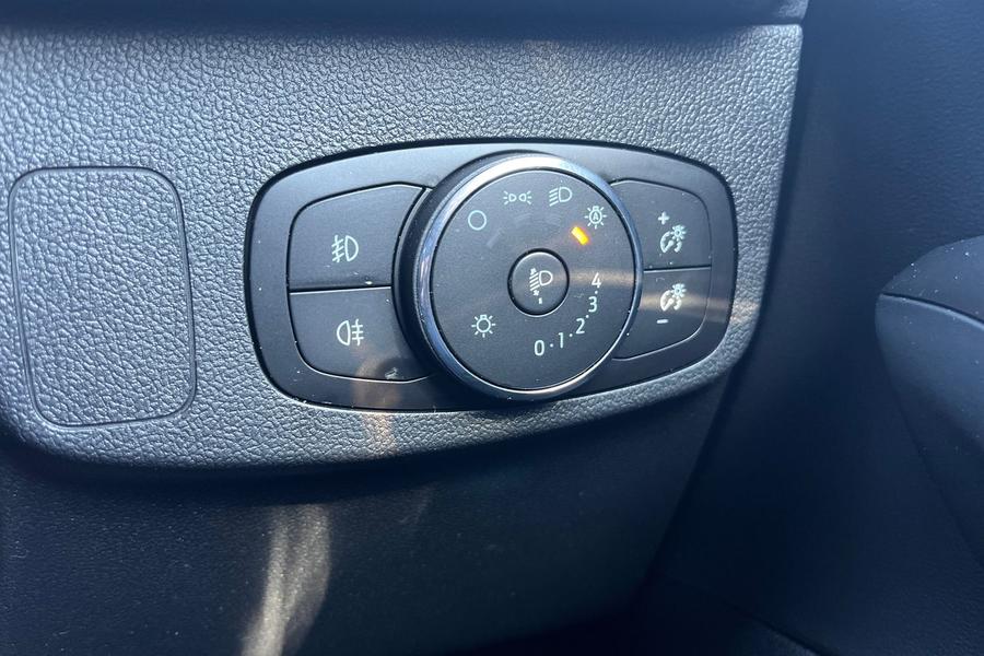 Ford FOCUS Photo autoimg-0c2f1bee8dc551ffbf0b23b02919dec3203bbbf7.jpg