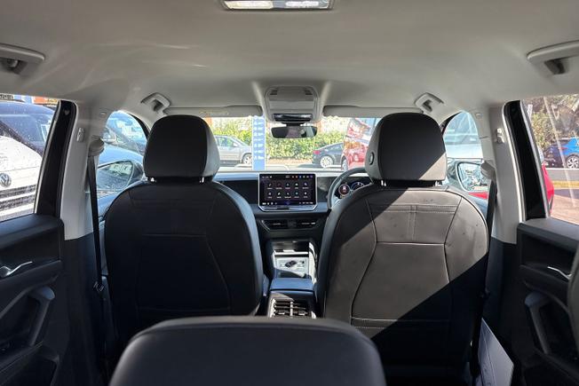 VOLKSWAGEN Tiguan Photo 39