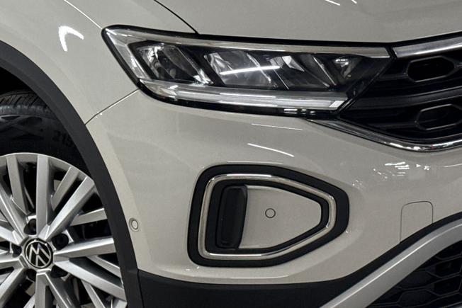 VOLKSWAGEN T-Roc Photo 19