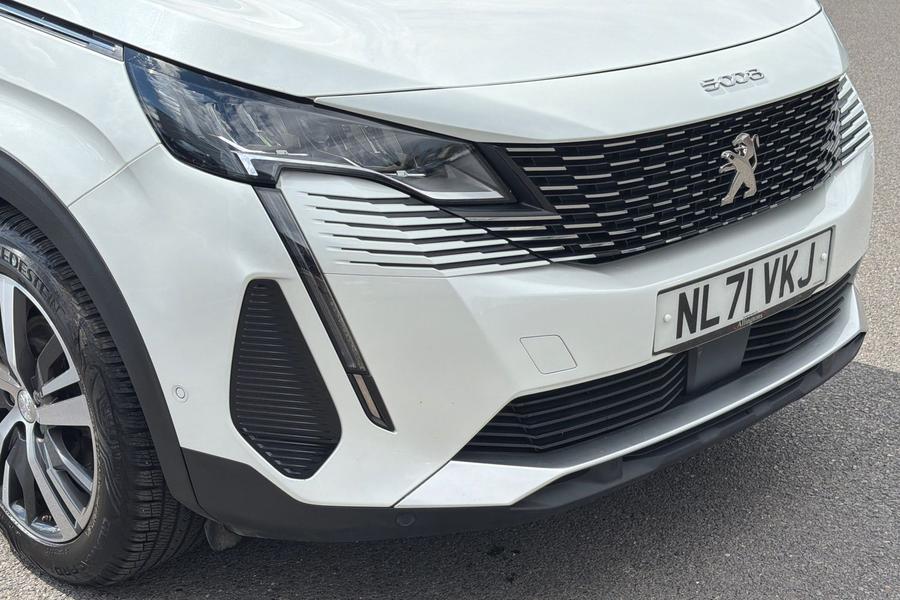 Peugeot 5008 Photo autoimg-0c3120bfb405f58a6073c725f62266fe378cd4d6.jpg