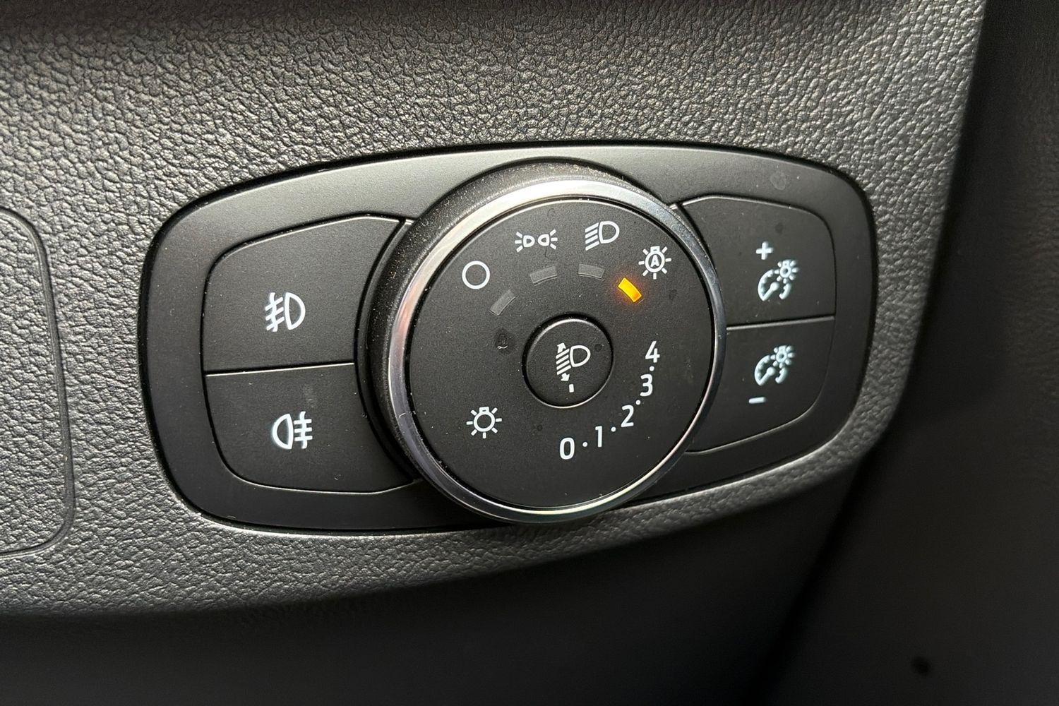 Ford Focus Photo 27