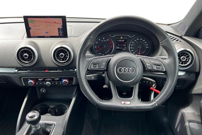 AUDI A3 Photo 11