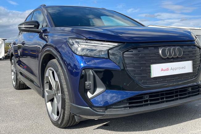 AUDI Q4 e-tron Photo 19
