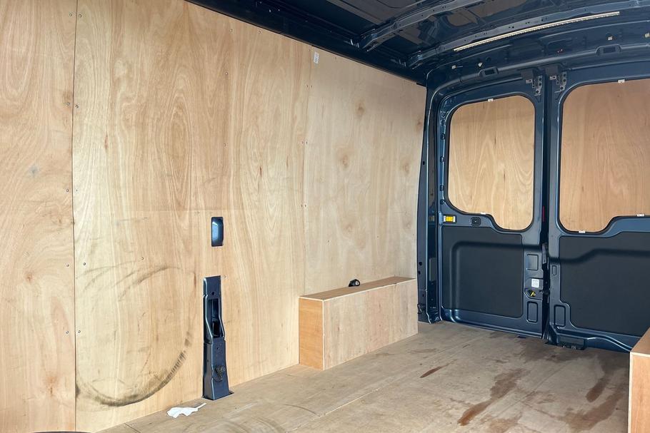 Used Ford TRANSIT WV26UVA 4