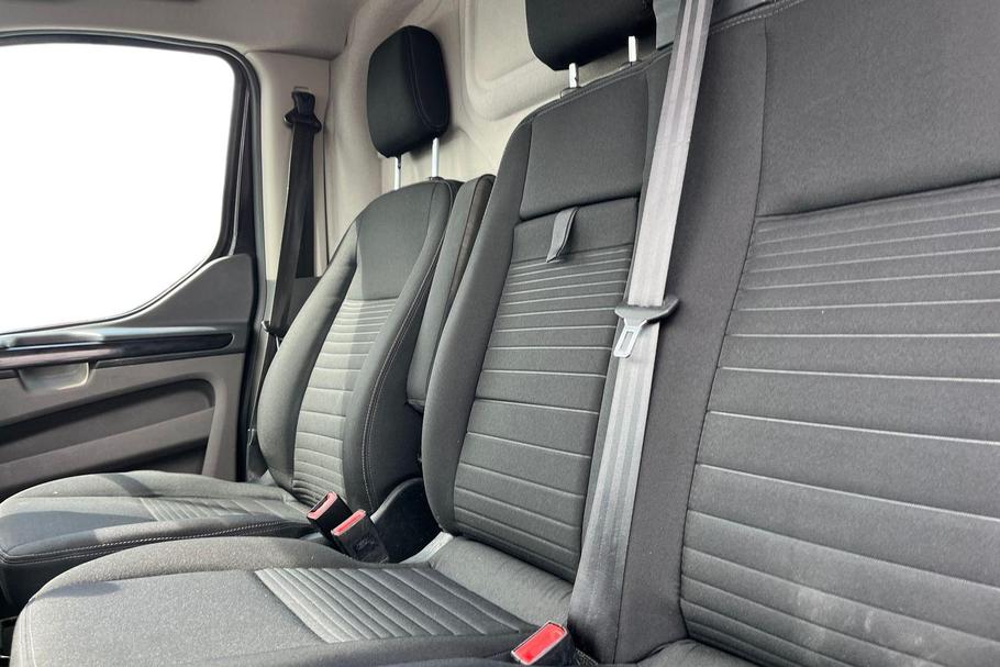 Used Ford TRANSIT CUSTOM AYZ8079 10