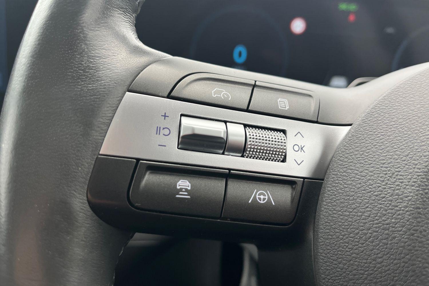 Hyundai KONA Photo 32