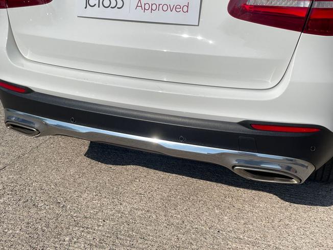 MERCEDES-BENZ Glc Photo 26