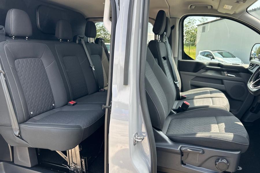Ford Transit Custom Photo autoimg-0c45a950233eabb277439c8831d1b6ae9ab90655.jpg