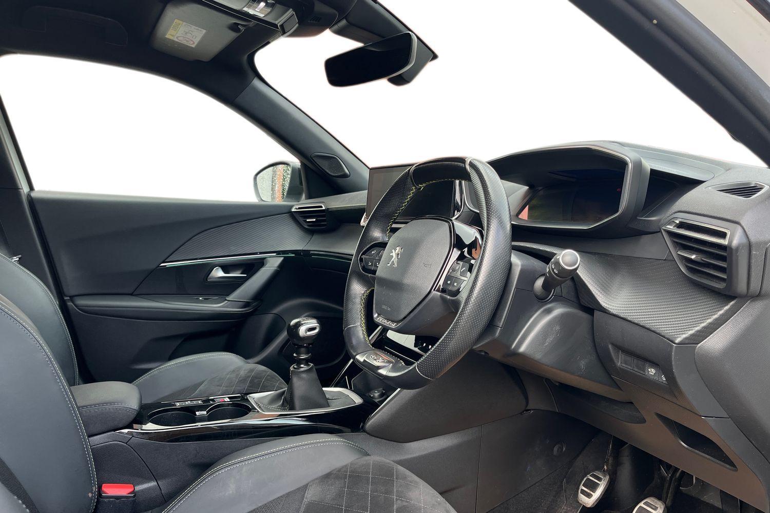Peugeot 2008 Photo 8