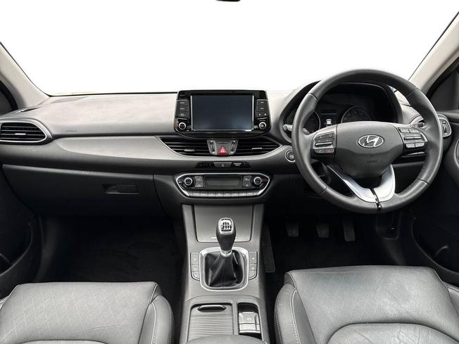 HYUNDAI I30 Photo 10