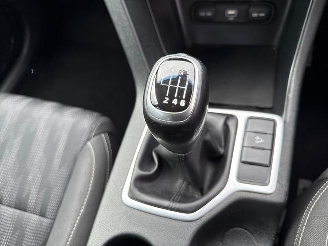 KIA Sportage Photo 32