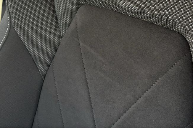 VOLKSWAGEN Golf Photo 44