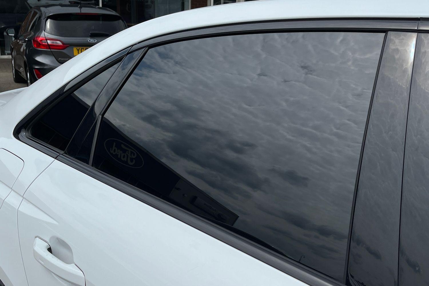 Audi A4 Photo 38