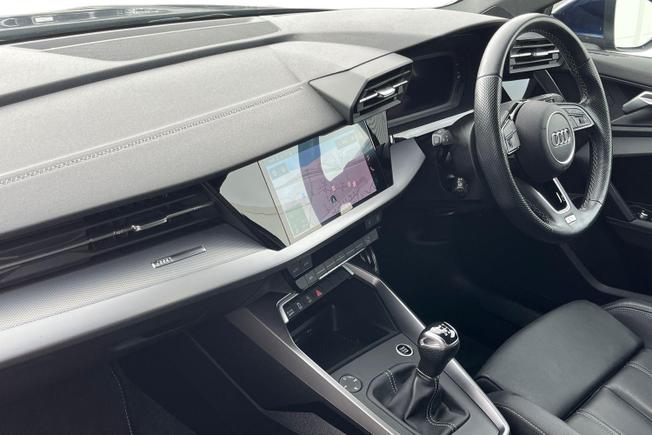 AUDI A3 Photo 2