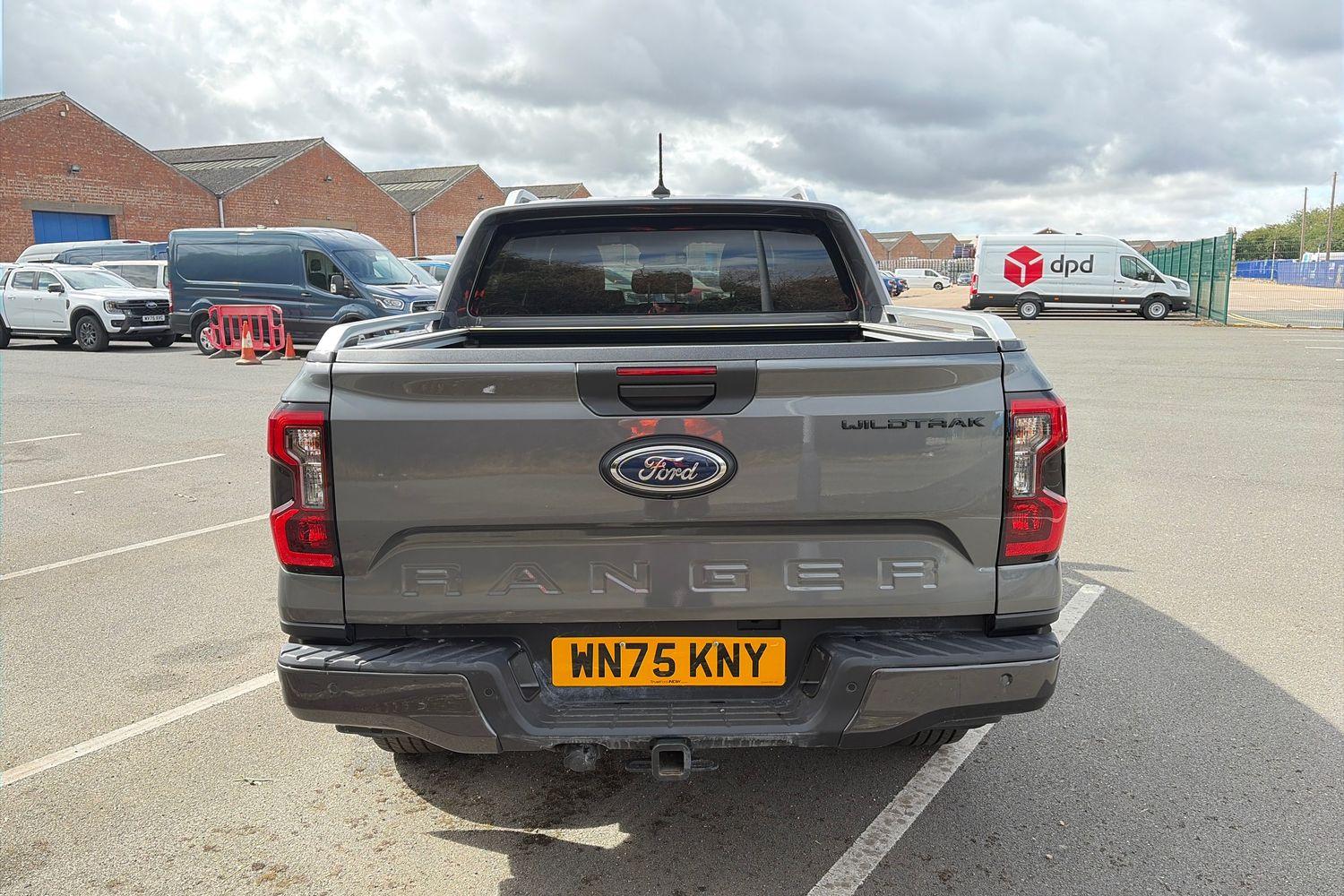 Ford RANGER Photo 12