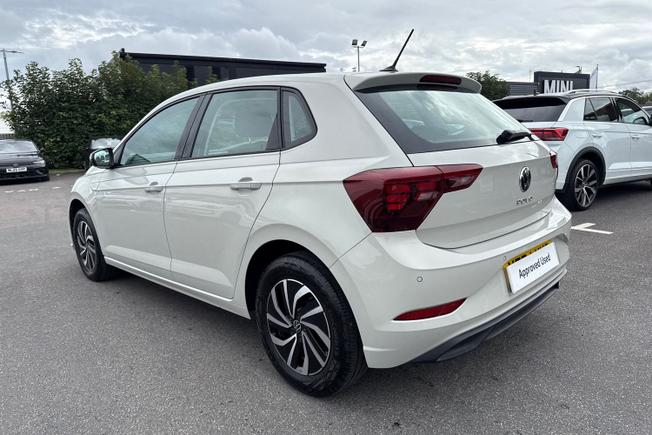 VOLKSWAGEN Polo Photo 23