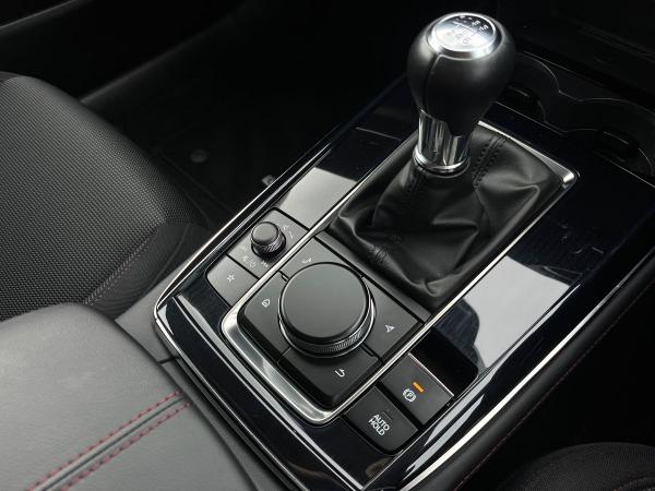 Mazda CX-30 Photo autoimg-0c553f8449ca4318fd4412bfbd6396a2d1283a9e.jpg