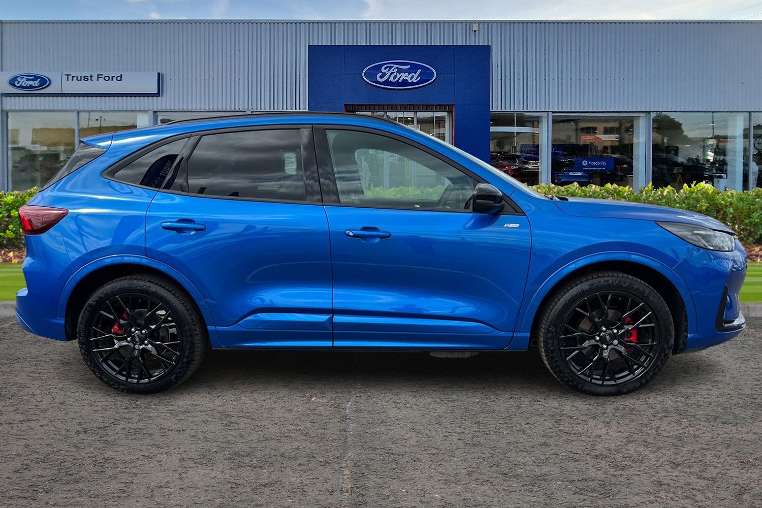 Ford Kuga Photo 2