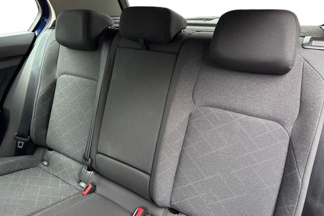 Volkswagen Golf Photo 9