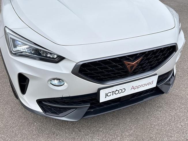 CUPRA Formentor Photo 30