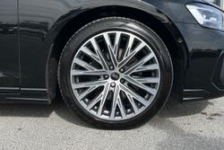 Audi A8 Photo 5