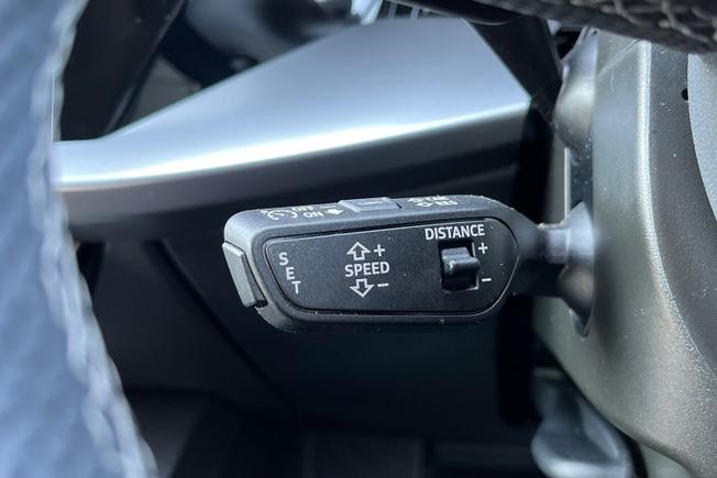 AUDI S3 Photo 40