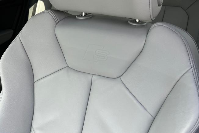AUDI Q3 Photo 48