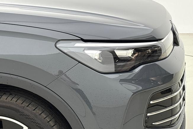 VOLKSWAGEN Tiguan Photo 19